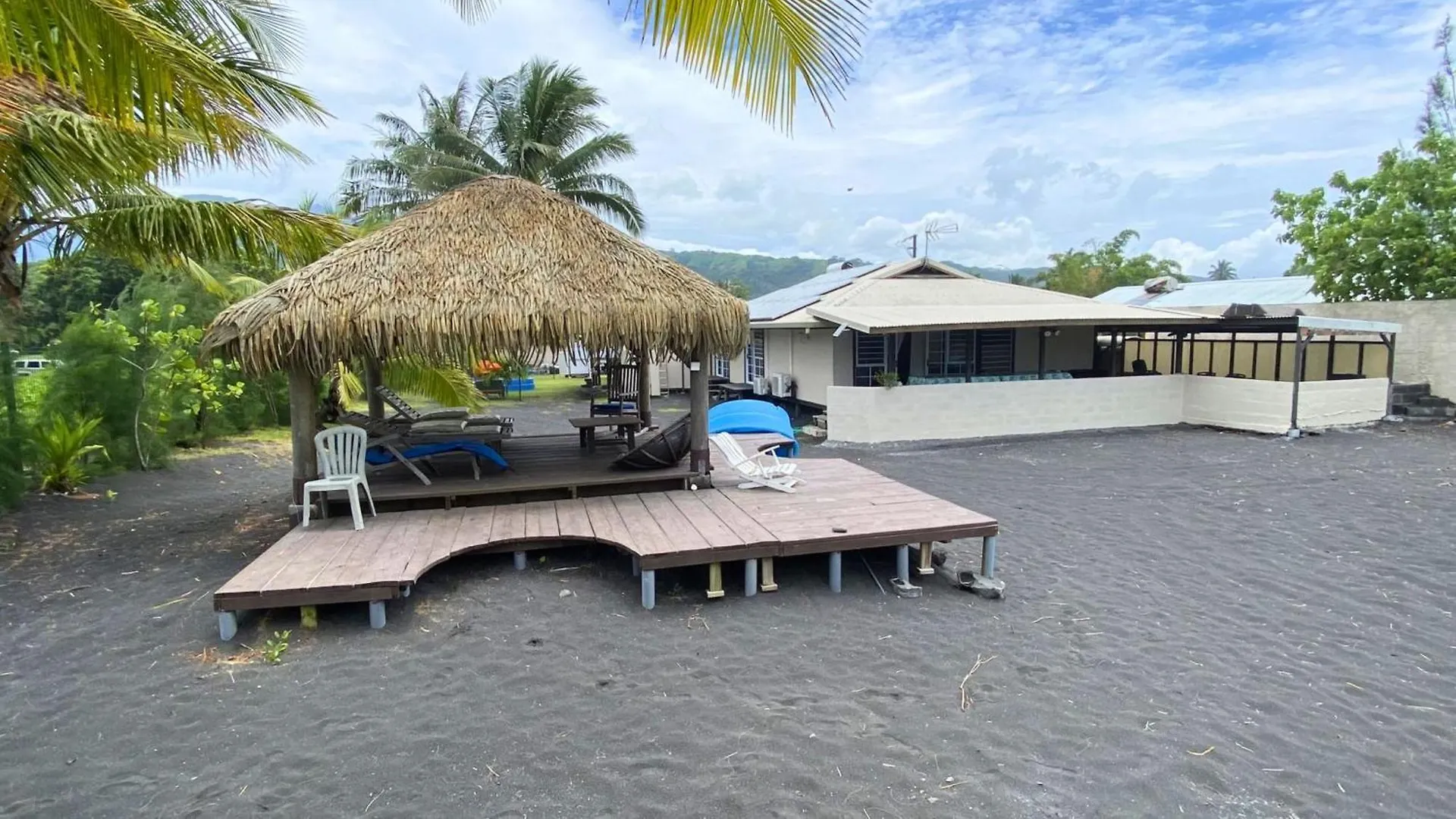 Tahiti - Bungalow Taharuu Surf Hoe Papara 0*,